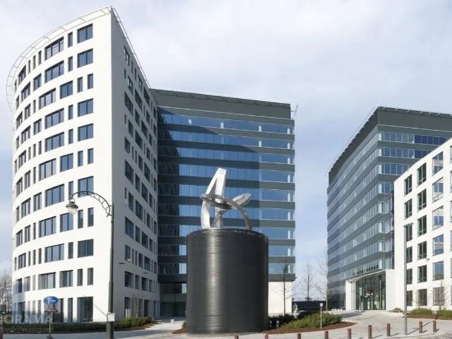 à louer Bureaux Berchem Sainte Agathe Keizer Karellaan