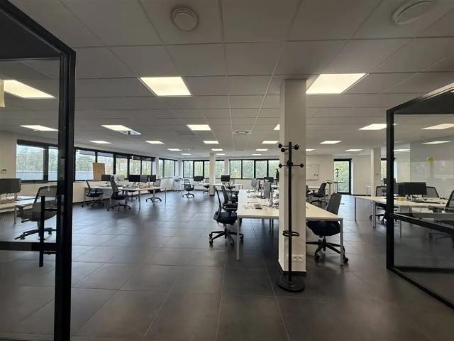 à louer Bureaux Evergem Baron Van Loolaan