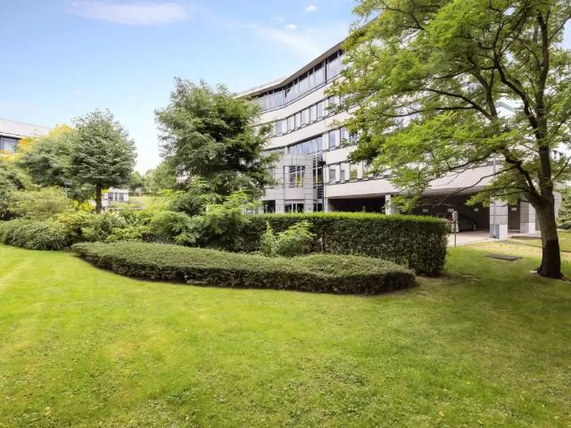 à louer Bureaux Jette Burgemeester Etienne Demunterl