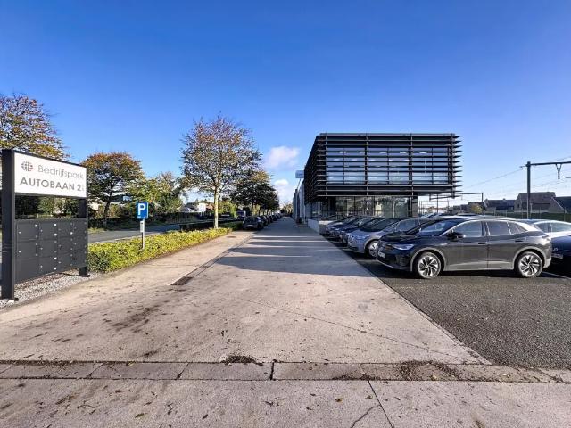 à louer Bureaux Loppem Autobaan