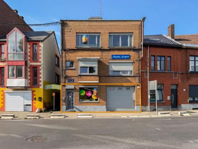 à louer Bureaux La Louvière Rue de Longtain