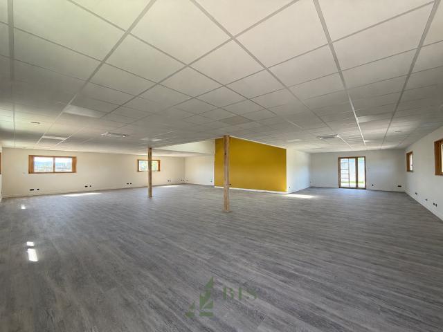 A LOUER Bureaux Le COTEAU