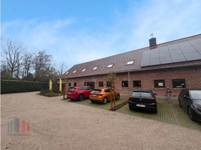 à louer Bureaux Sint Amandsberg Beelbroekstraat