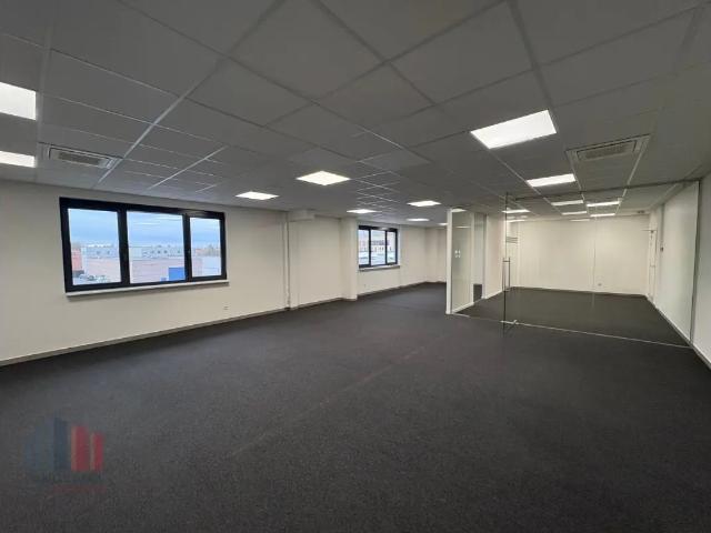 à louer Bureaux Sint Denijs Westrem Bijenstraat