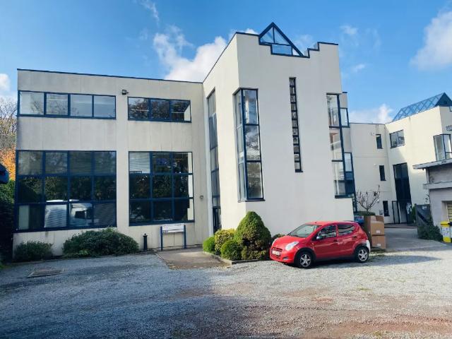 à louer Bureaux Strombeek Bever Temselaan