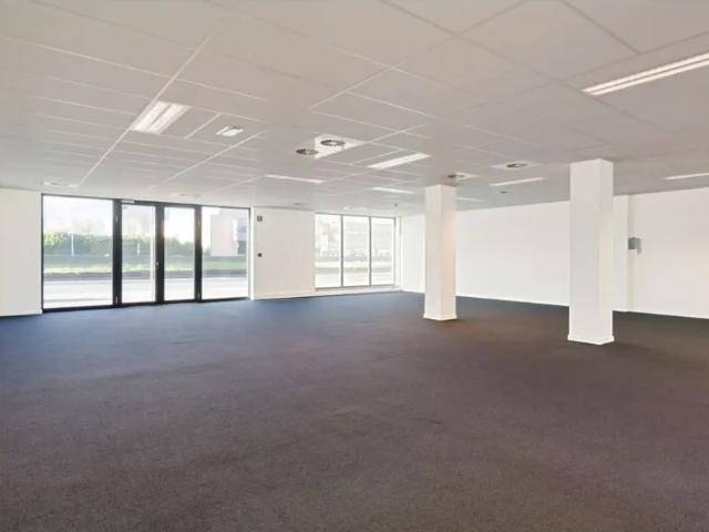 à louer Bureaux Wilrijk Boomsesteenweg
