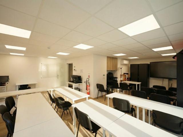 à louer Bureaux Vaux sous Chèvremont Rue du Général Jacques