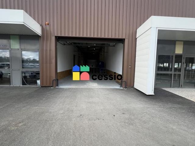 ? À LOUER – BUREAUX/ACTIVITE NEUFS 150 m2 / MONCÉ EN BELI