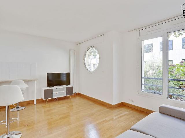 A LOUER BAIL MEUBLÉ STUDIO A COURBEVOIE GARE