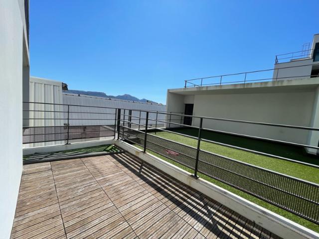 À louer Beau T3 avec terrasse, climatisation et double par