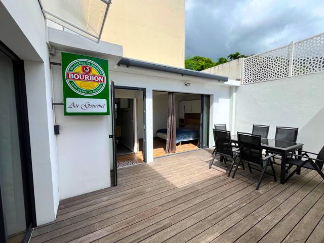 A louer Beau T4 meublé de 77 m2 + terrasse en rez de jardin