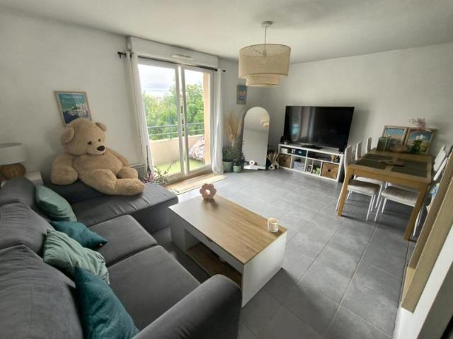 À louer – Bel appartement T3 de 57 m² avec balcon et parking