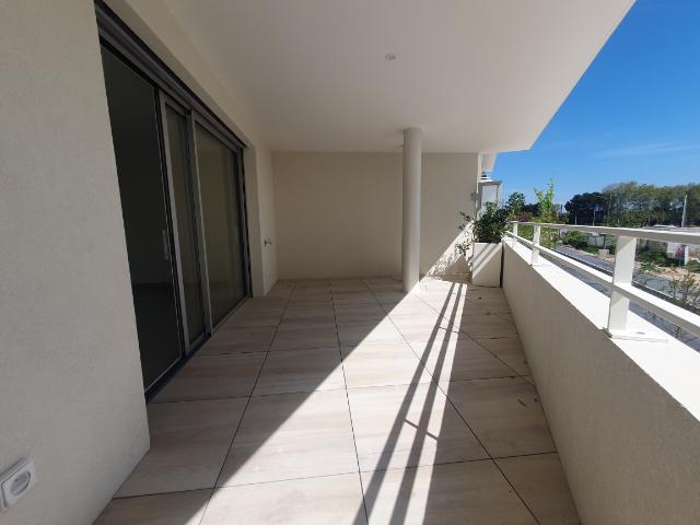 À louer Bel appartement T2 avec terrasse, parking et cuisine équipée