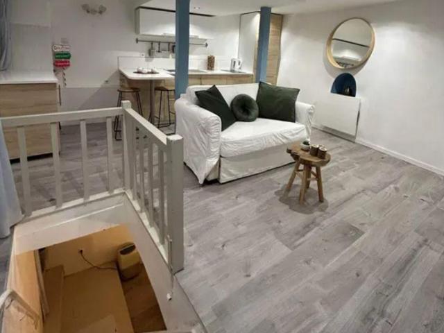 A louer bel appartement à deux pas de la cathédral