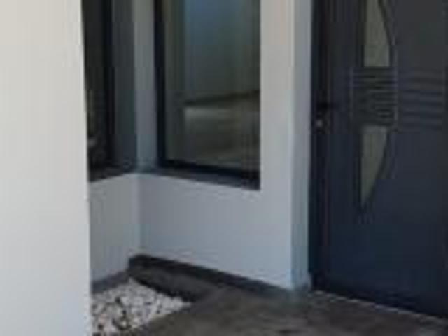 A LOUER BELLE VILLA MODERNE DE TYPE F4 A BEAUSEJOUR