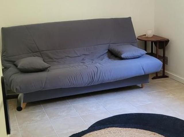 A LOUER BOUAYE MAISON MEUBLE T7 garage et jardin clos