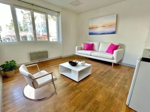 A LOUER BOULEVARD DES ANGLAIS Appartement 2 piï¿½ces de 29.2 mï¿½