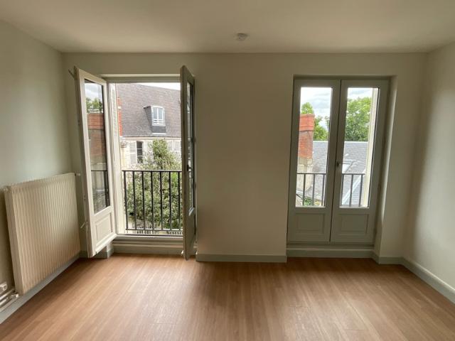 A LOUER BOURGES T1 30.65 m2