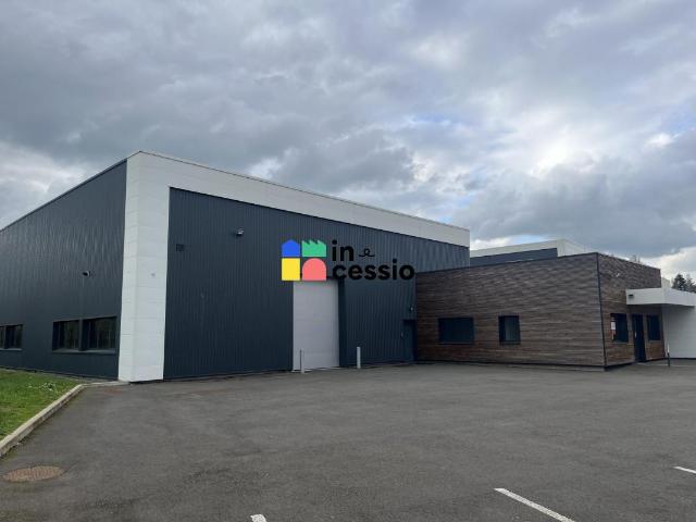? À LOUER – Cellule d'activité / artisanale – 625 m²
