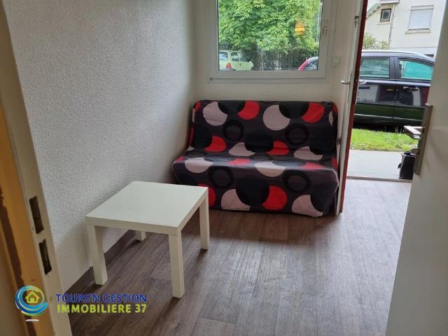 À LOUER – CHAMBRAY LES TOURS – Studio meublé 11,10m² – Réf. TNG G0517