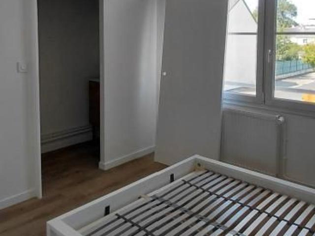 A LOUER CHAMBRE EN COLOCATION – Maison entièrement rénovée de 90 m² avec jardin – Angers / Belle Beille