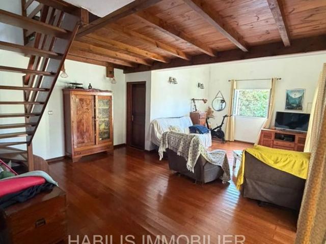 A LOUER CHAMBRE MEUBLÉE DE 9.10 m2 SAINT DENIS LA MONTAG