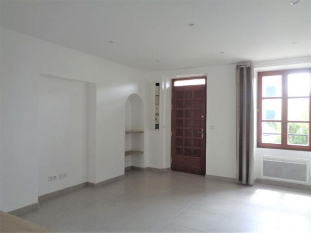A LOUER CHILLY MAZARIN STUDIO 30,43 m²