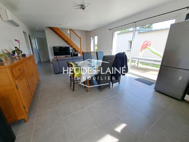 A LOUER: DUCEY LES CHERIS MAISON F.5 NON MEUBLEE