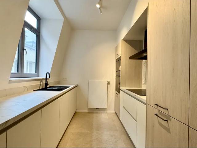 à louer Duplex Bruxelles Rue du Colombier 11