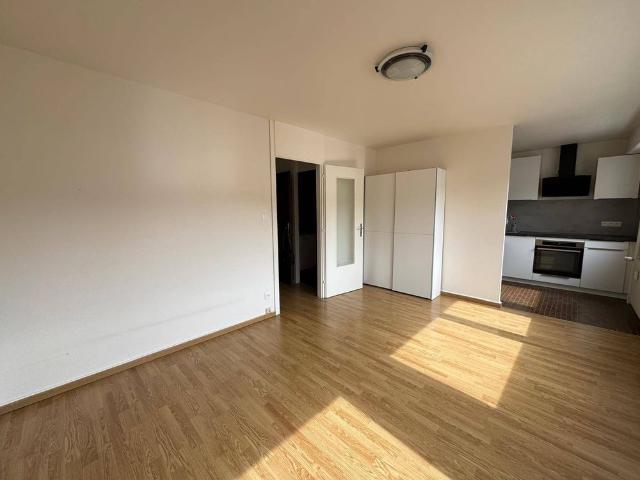 À LOUER ! F1 non meublé de 30 m2 situé dans l'hyper centre de Strasbourg à proximité de la place Broglie