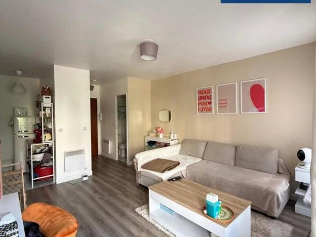 A LOUER F2 RAMBOUILLET avec BALCON