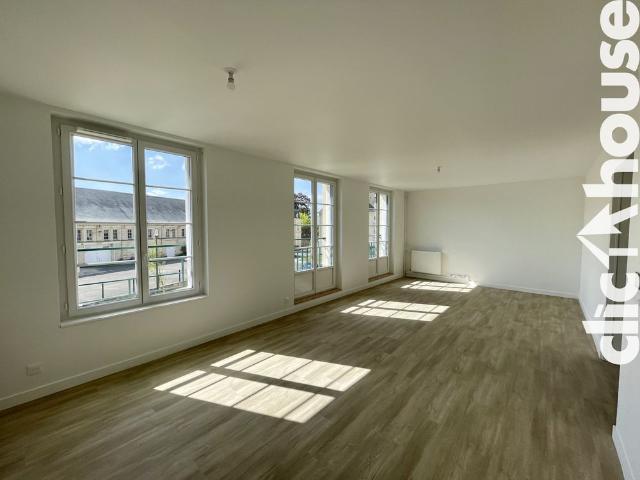 A LOUER F3 CAEN CENTRE VILLE RESIDENCE DU MANEGE