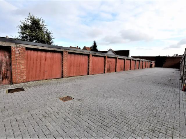 à louer Garage Assebroek Evert van 't Padstraat