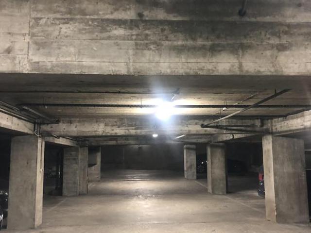 A LOUER Garage au sous sol fermé Rue des Emeraudes LYON 6