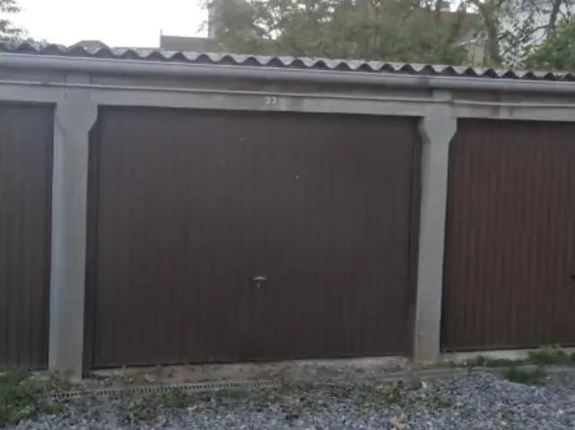 à louer Garage Braine l'Alleud Rue Colo Hugues