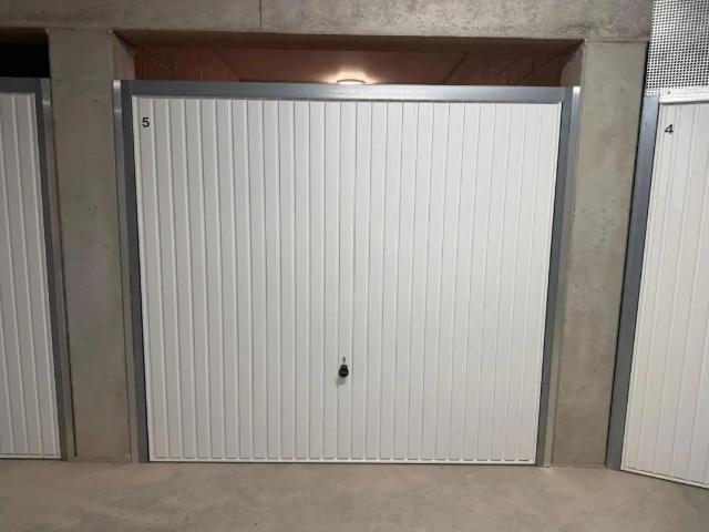 à louer Garage Bredene Dorpsstraat