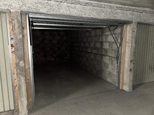 A louer: Garage en centre ville de Lorient