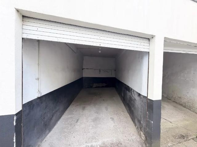 à louer Garage Etterbeek