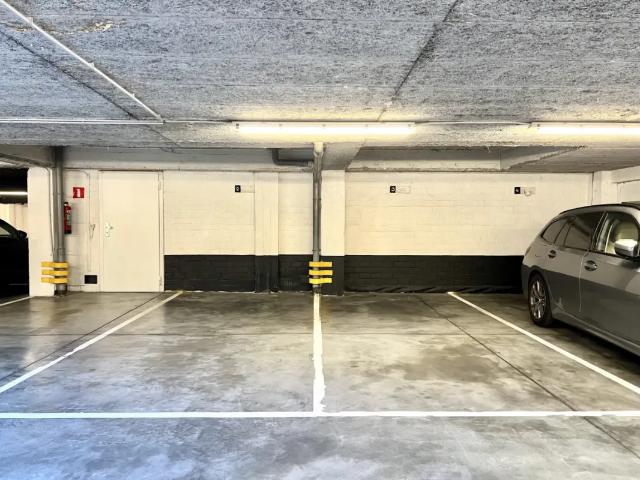 à louer Garage Saint Gilles Rue du Bosquet 18 20