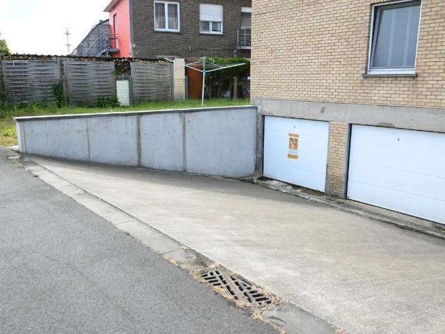 à louer Garage Sint Kruis Het Veld