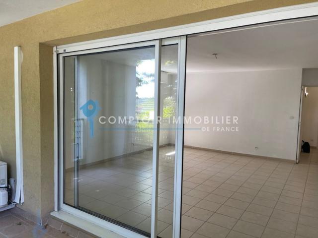 A louer Gard Alès appartement T3 en résidence de standing