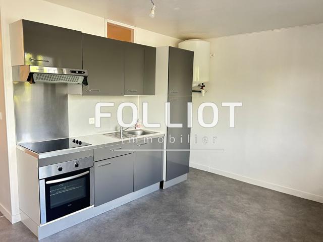 A LOUER Grand studio 50000 Saint Lô PROCHE CAMPUS 2 1 pièce 29.11 m²