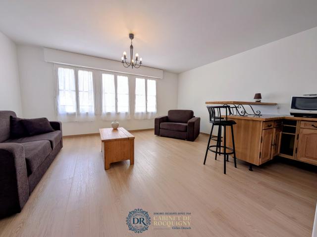 A LOUER GRAND T1 MEUBLE