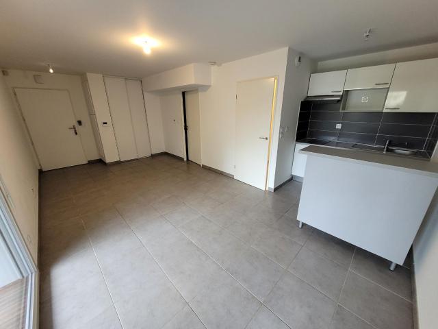À louer Grand T2 avec terrasse et jardin Toulouse Montaudran / Gonin