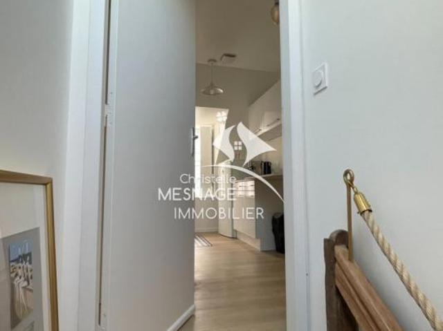 À louer HYPER CENTRE DE DINAN Bel appartement meublé e
