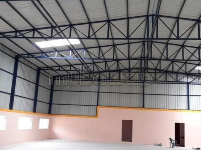 À Louer – Hangar Industriel d’Exception à Lissasfa