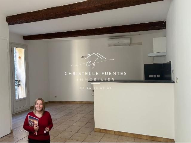 A LOUER HÉRAULT LOUPIAN 34140 MAISON DE VILLAGE T3 52,60 m² CAVE 8 m² C?UR DE VILLAGE