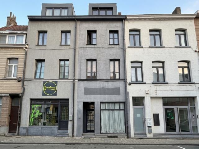à louer Immeuble mixte Auderghem Chaussée de Wavre