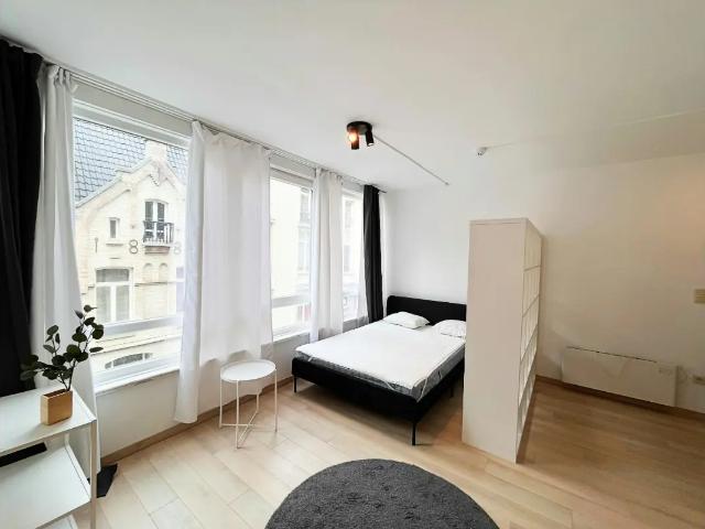 à louer Immeuble mixte Saint Gilles Rue Jourdan