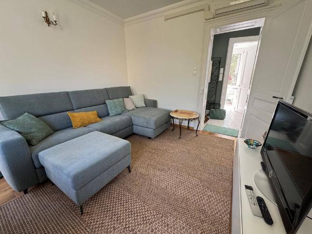 À LOUER ! Lumineux appartement meublé 3 pièces de 50 m2 situé dans le carré d'or de Strasbourg à proximité de la place Kleber
